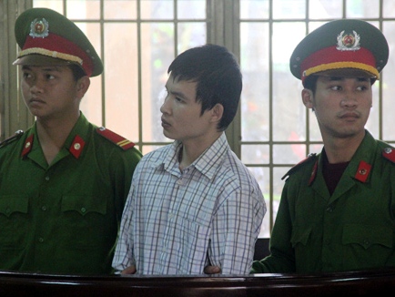 Sát thủ thích khoe của quý bị phạt tù chung thân