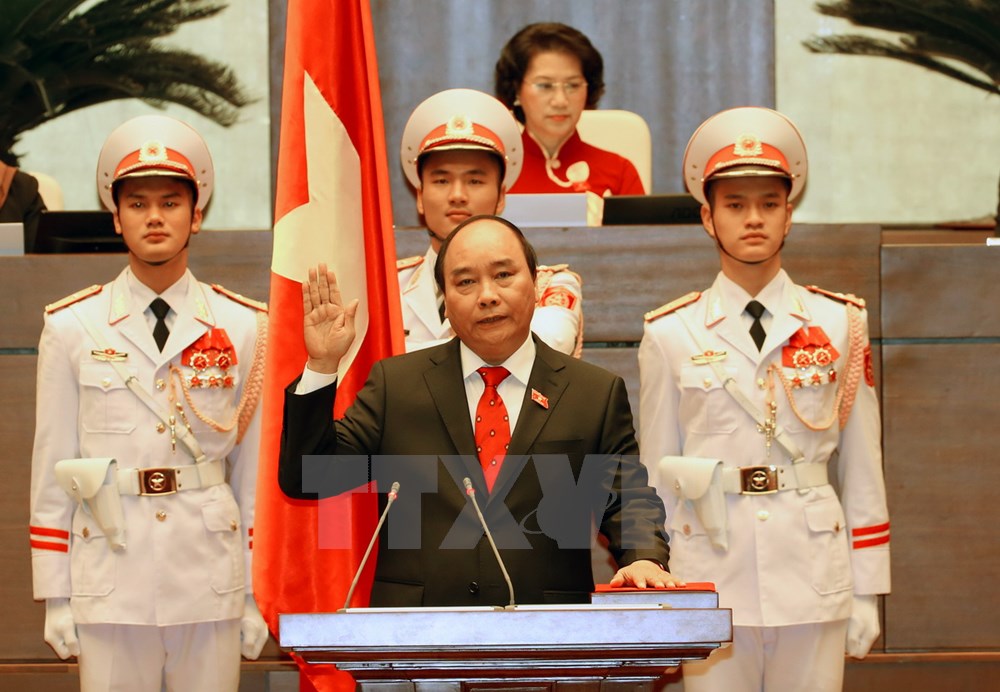 Thủ tướng Chính phủ Nguyễn Xuân Phúc tuyên thệ nhậm chức. (Ảnh: TTXVN)