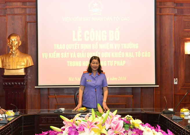 Đồng chí Nguyễn Thị Thủy Khiêm, Phó Viện trưởng VKSNDTC phát biểu tại buổi Lễ