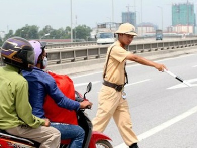 Cảnh sát giao thông có quyền lập chốt ở những đâu
