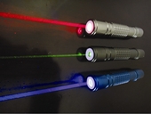 Đèn laser gây mù mắt, bình giữ nhiệt chứa chất gây ung thư đều  từ Trung Quốc