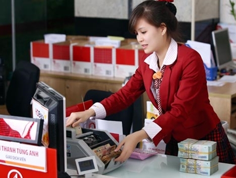 Lạm phát tăng do áp lực điều chỉnh giá