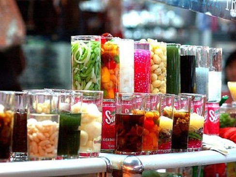 Cẩn trọng với món chè nhiều màu