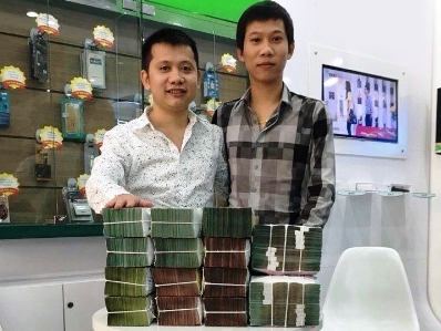 Chủ nhà hàng Bắc Ninh bán sim bát quý giá 10 tỷ đồng