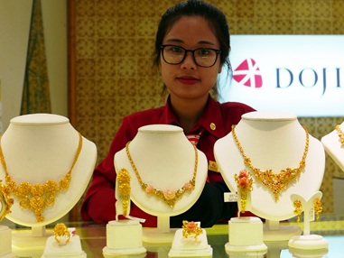 Giá vàng SJC tăng nhẹ, thị trường 3 miền đều trầm lắng