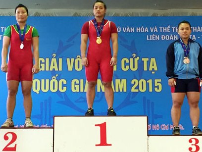Cử tạ Việt Nam giành thêm hai HC đồng châu Á