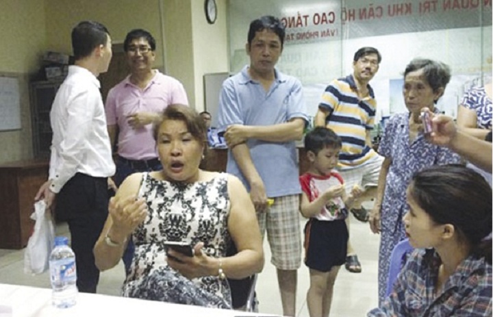 Sống ở chung cư, lo sốt vó thang máy cà giựt