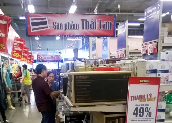 Cơn lốc hàng Thái
