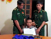 Đối tượng người Lào vận chuyển 2 bánh heroin, 3000 viên ma túy