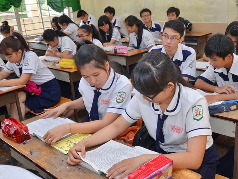 Loạn đề thi theo trào lưu