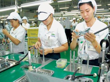 Đổi mới quan hệ lao động để hưởng lợi từ hội nhập