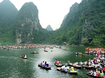 Loay hoay gắn kết du lịch với di sản