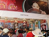 Gian hàng Việt Nam gây được chú ý tại Hội chợ văn hóa tại Mexico
