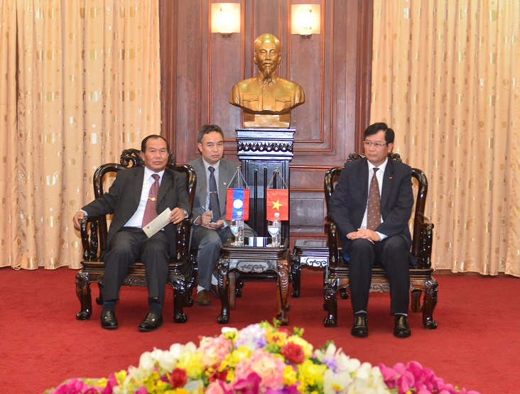 Phó Viện trưởng VKSNDTC Trần Công Phàn tiếp Bộ trưởng Bộ Tư pháp Lào Xay-xỉ Xẳn-ti-vông