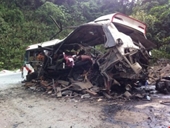 Nổ xe khách chở người Việt tại Lào, 9 người tử vong tại chỗ