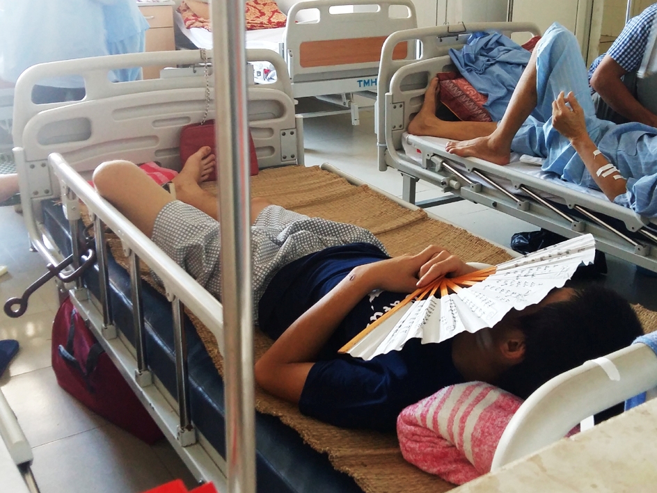 Nghi can sát hại hai vợ chồng rồi tự sát đã tỉnh lại