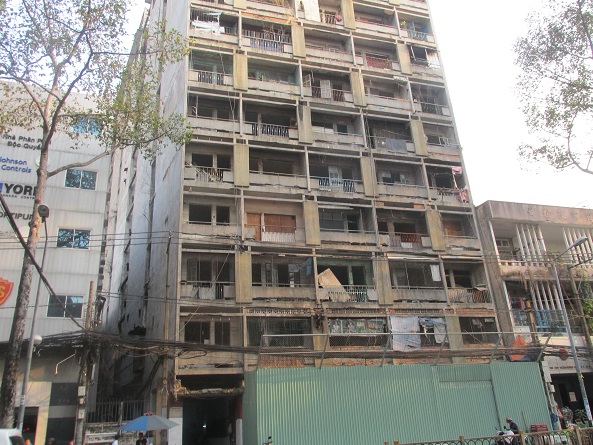 Khẩn trương di dời 10 hộ dân còn lại ở Chung cư 727 Trần Hưng Đạo