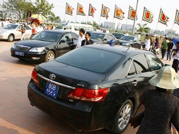 Lỗ hổng quản lý xe công