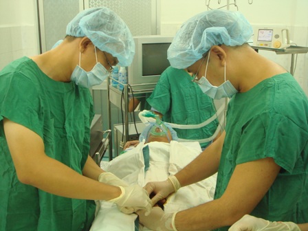 Thụ tinh ống nghiệm miễn phí cho 20 cặp vợ chồng nghèo hiếm muộn