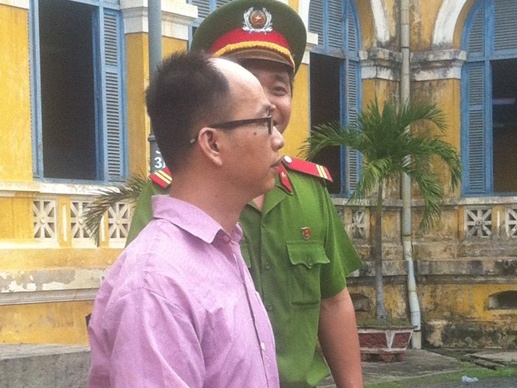 Cán bộ Agribank trộm hơn 20 tỷ đồng thoát án tử