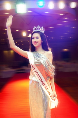  Hoa hậu Đông Nam Á 2014 Thu Vũ nhận nhiều chỉ trích khi đặt câu hỏi tiếng Anh tại cuộc thi quốc tế. Ảnh tư liệu