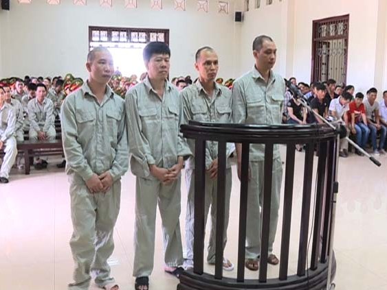 Hơn 76 năm tù cho 58 đối tượng đánh bạc và tổ chức đánh bạc