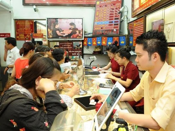 Giá vàng tăng sốc , tiến tới vùng 37 triệu đồng lượng