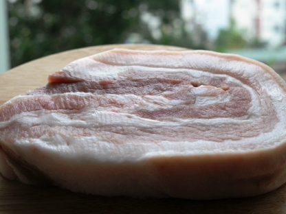 Thịt heo 400 000 đồng một kg vẫn được săn đón