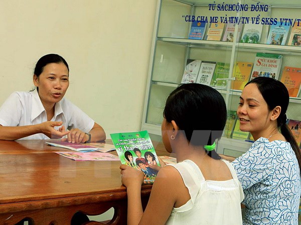 Mỗi ngày có 20 000 trẻ em gái vị thành niên sinh con