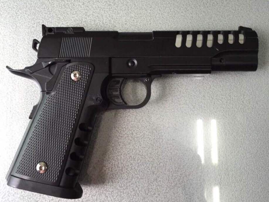 Bắt giữ 9 nghi can vụ xông vào quán cà phê chém người