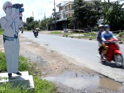 Cần Thơ dọn hình nộm CSGT bắn tốc độ