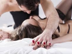 Tôi sợ vì chồng có nhu cầu quá cao