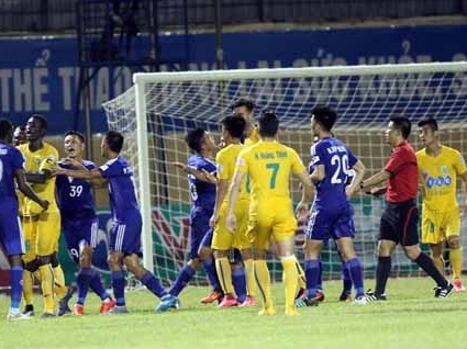 V-League 2016 Diễn biến bất thường