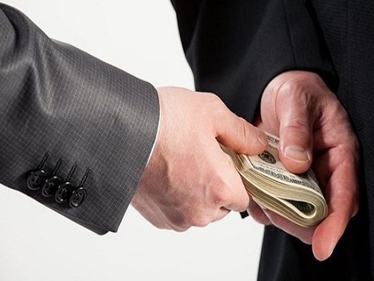 Cán bộ thuế bị ghi âm cuộc trao đổi đòi hối lộ 200 triệu đồng