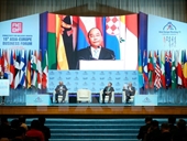 Thủ tướng Nguyễn Xuân Phúc dự Diễn đàn Doanh nghiệp Á-Âu lần thứ 15