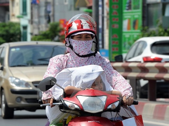 Bắc Bộ oi nóng, Tây Nguyên và Nam Bộ đề phòng thời tiết nguy hiểm