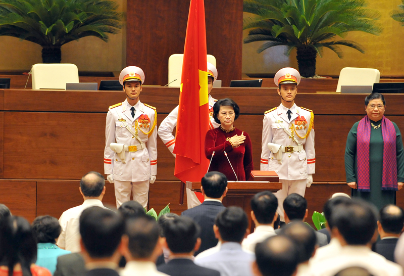  Chủ tịch Quốc hội khóa XIV làm lễ tuyên thệ (Ảnh: HL)