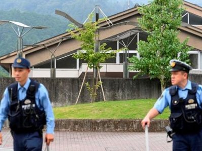 Đâm dao ở Nhật, 19 người chết