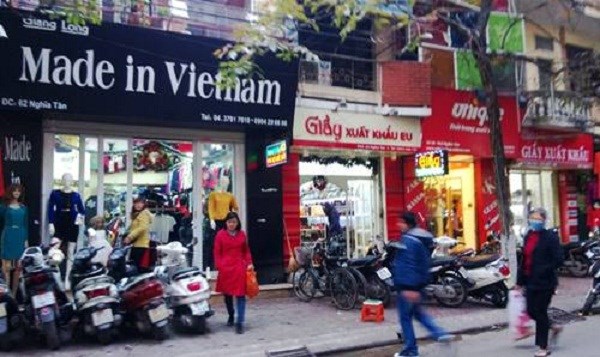 Các nhãn hiệu hàng thời trang như: Made in Việt Nam, hàng xuất khẩu Việt Nam… thực chất đều là hàng giả