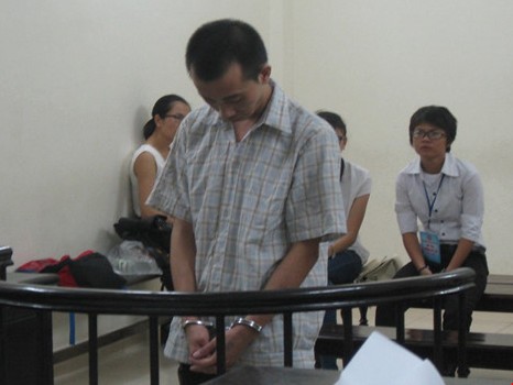 Đâm chết bạn nghiện vì chích ma túy không thấy phê