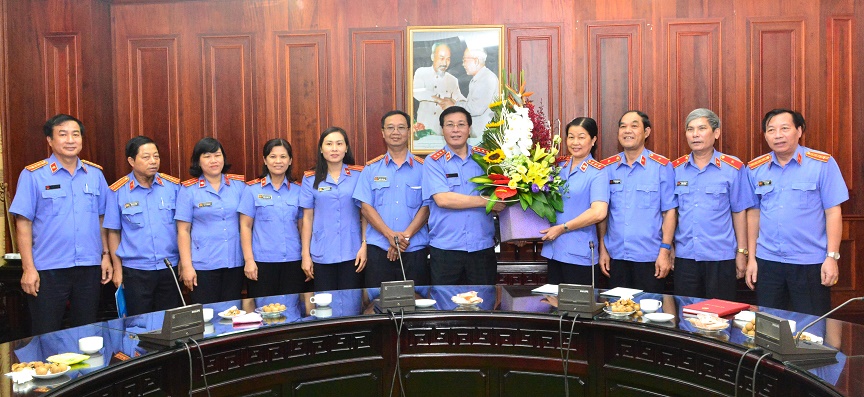 Gặp mặt các công chức là thương binh, thân nhân gia đình liệt sỹ công tác tại VKSNDTC