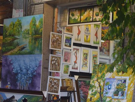 Hỗn loạn thị trường tranh