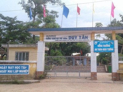 Phó Hiệu trưởng dọa tung ảnh nóng của nữ giáo viên để tống tiền