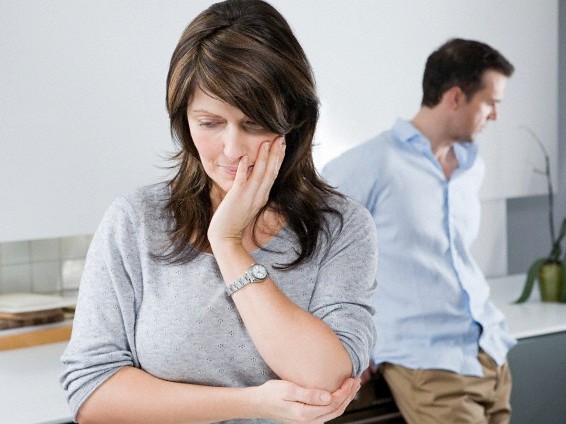 Tan nát cõi lòng khi biết người chồng 40 năm chung sống ngoại tình