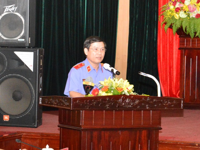 Đồng chí Lê Minh Trí, Ủy viên Trung ương Đảng, Viện trưởng VKSNDTC phát biểu tại buổi làm việc 