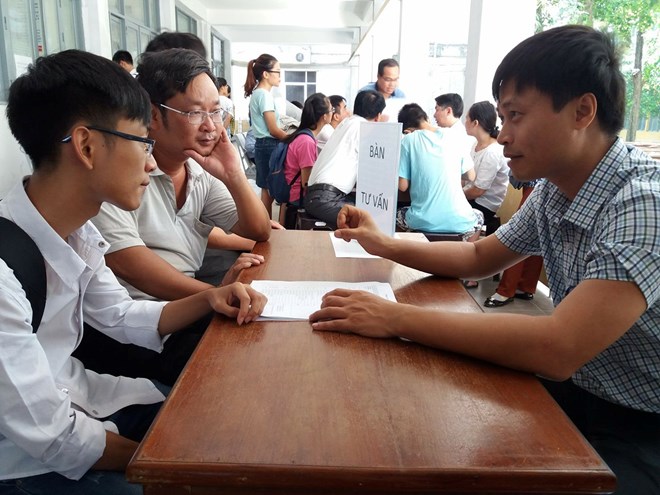 Thí sinh tỉnh táo liệu cơm gắp mắm khi xét tuyển đại học nhóm trên