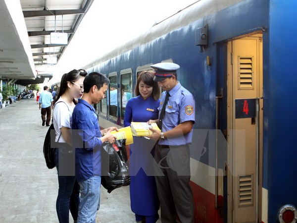 Ngành đường sắt lập thêm nhiều tàu địa phương dịp nghỉ lễ 2 9