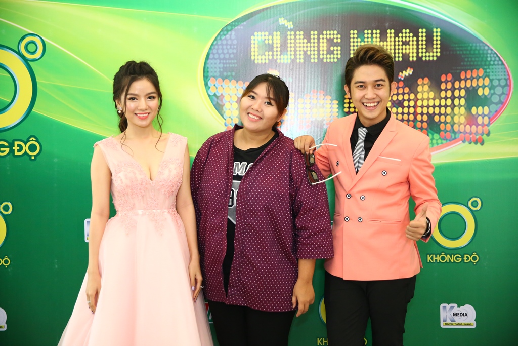 Đội Ba Rọi với các thành viên: Ca sĩ Phương Anh Idol, hotgirl Hạ Anh, VJ Trương Quốc Bảo
