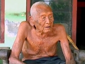 Cụ ông 145 tuổi già nhất thế giới bị thần chết bỏ quên