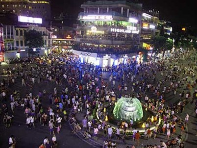 3 ngày mở phố đi bộ, Hà Nội thu hơn 500 tỉ đồng